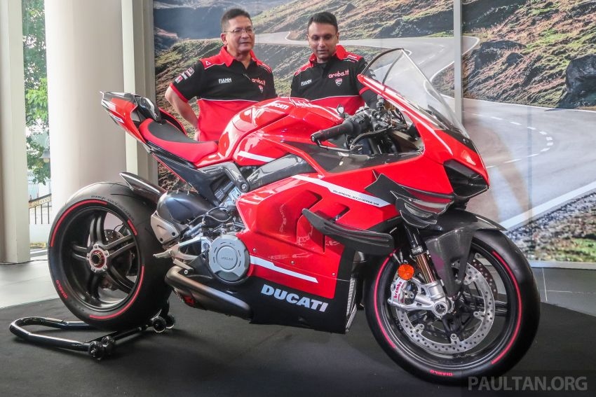 Cận cảnh "hàng hiếm" Ducati Superleggera V4 giá hơn 5 tỷ đồng