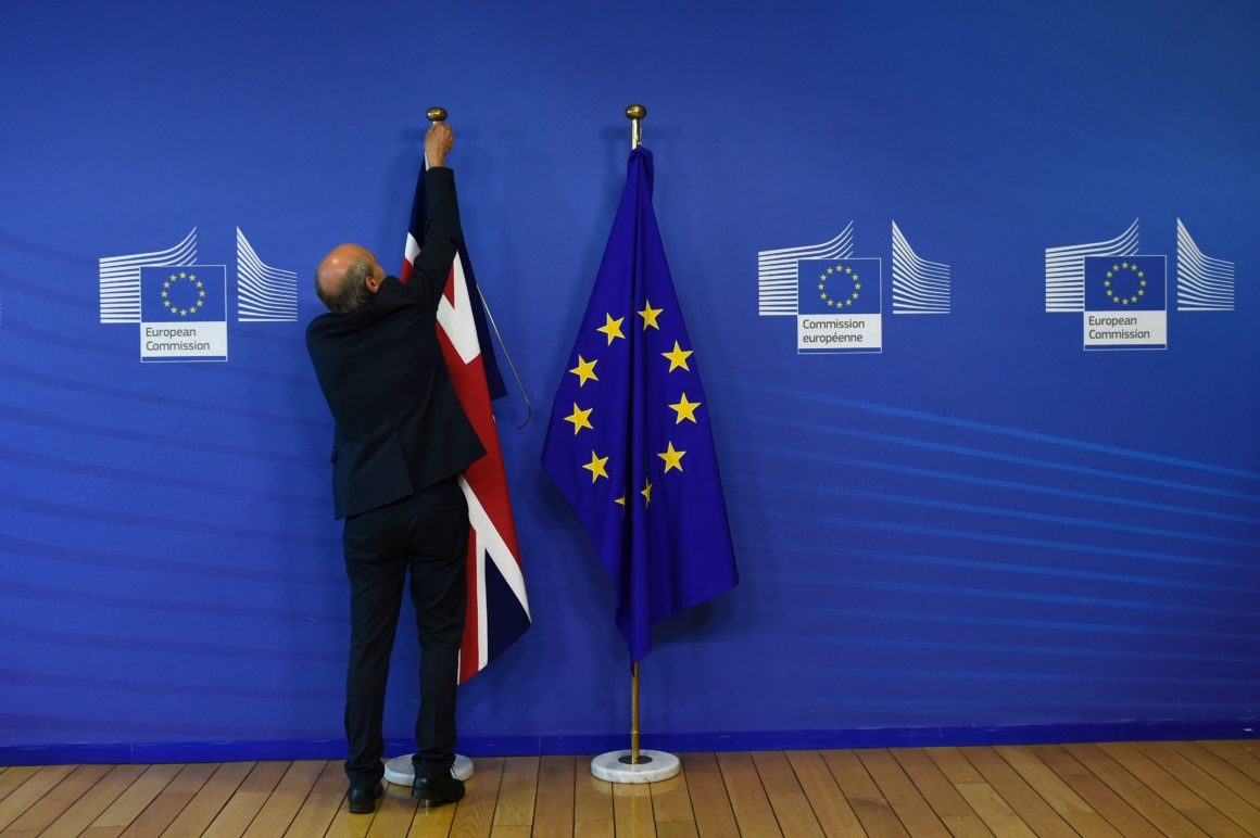 Anh và EU dự kiến đạt thỏa thuận thương mại sau những ngày tháng đàm phán dai dẳng