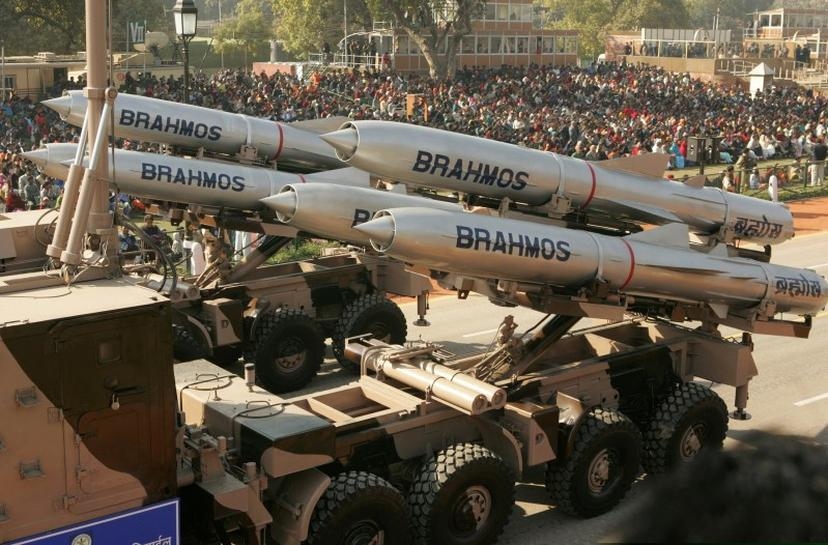 Ấn Độ thử thành công tên lửa hành trình siêu thanh BrahMos phiên bản chống tàu