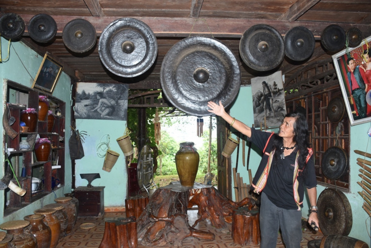 Nghệ nhân ưu tú A Biu - "bảo tàng sống" văn hóa truyền thống Ba Na