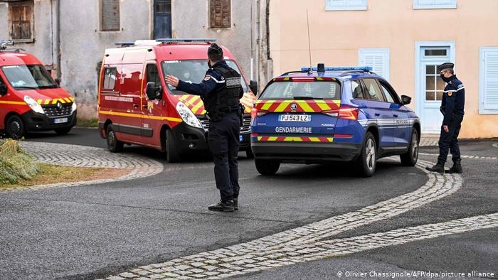 3 cảnh sát Pháp bị bắn chết khi giải cứu một phụ nữ bị bạo hành gia đình