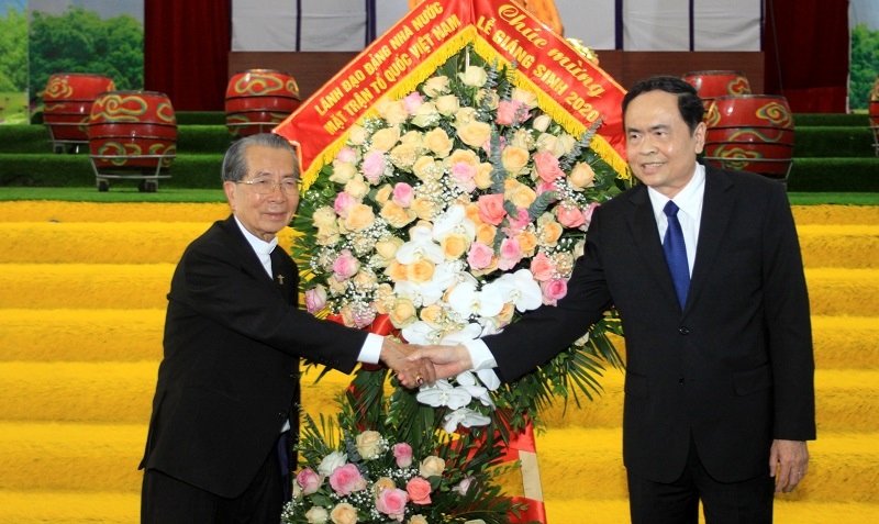 Ông Trần Thanh Mẫn chúc mừng đồng bào Công giáo Nam Định, Thái Bình