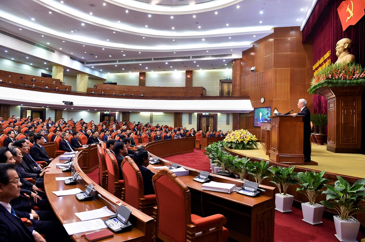 Chuẩn bị và tổ chức thành công Đại hội đại biểu toàn quốc lần thứ XIII của Đảng