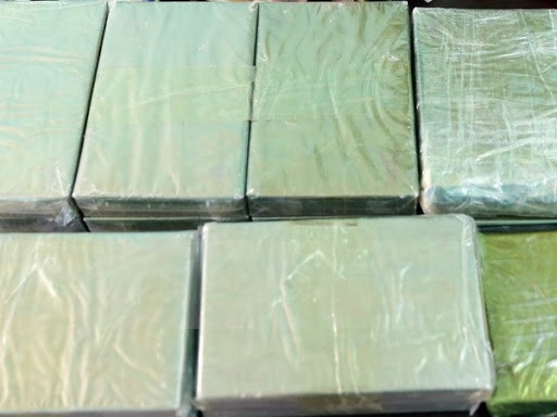 Điện Biên bắt giữ 3 đối tượng mua bán, vận chuyển trái phép 10 bánh heroin