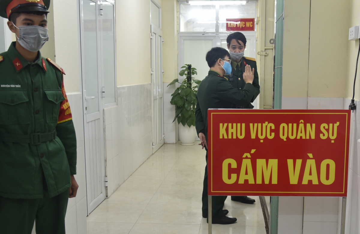 Hình ảnh buổi tiêm thử vaccine COVID-19 đầu tiên tại Việt Nam