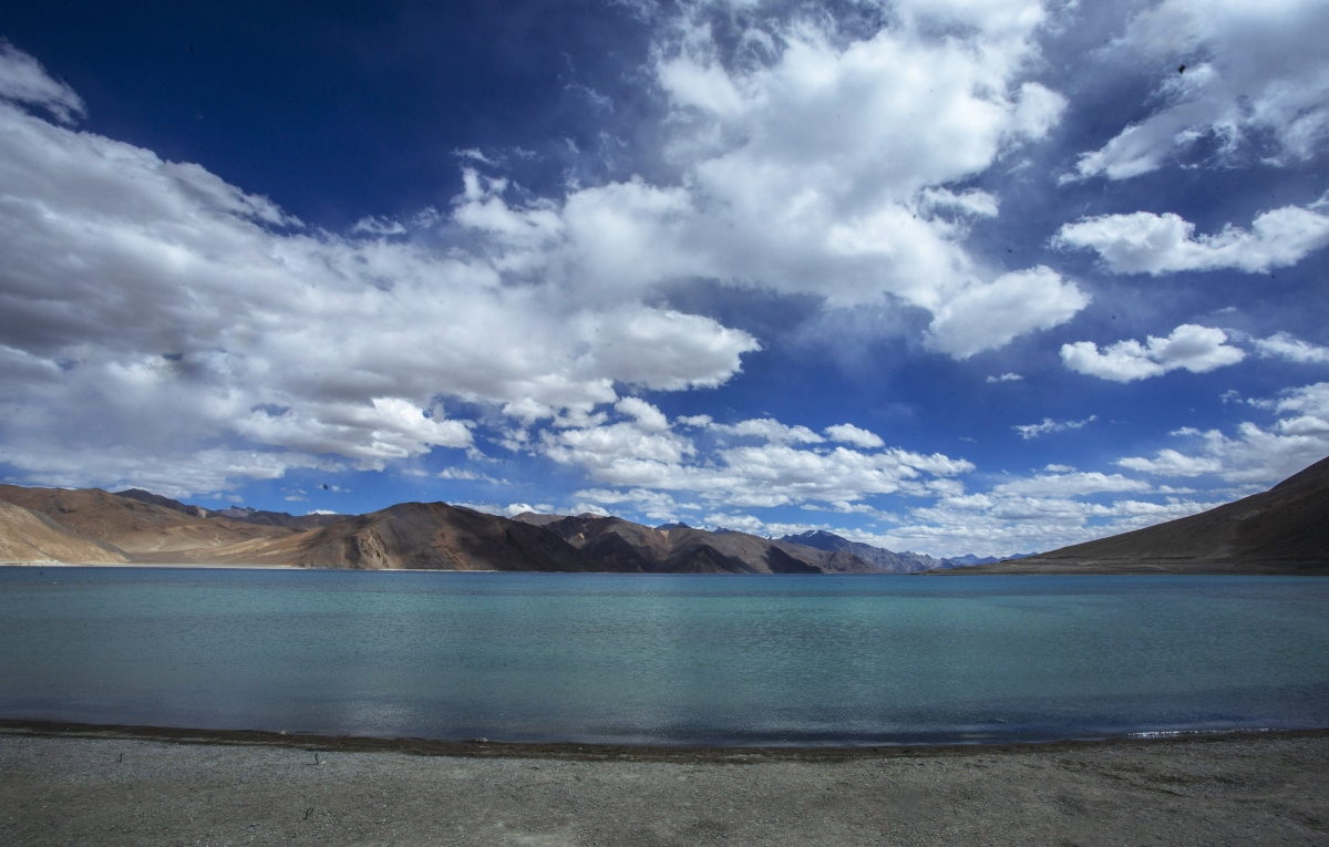 8 tháng sau tranh chấp với Trung Quốc, Ấn Độ đón du khách đến hồ Pangong Tso