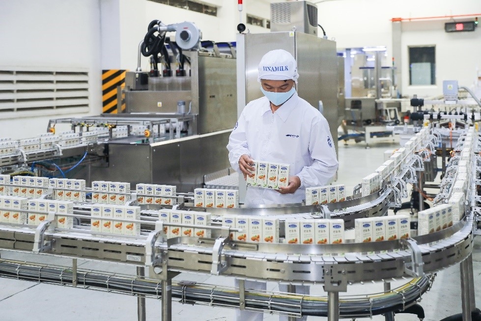 Tin vui đầu năm mới của ngành Sữa: Vinamilk xuất lô hàng lớn đi Trung Quốc