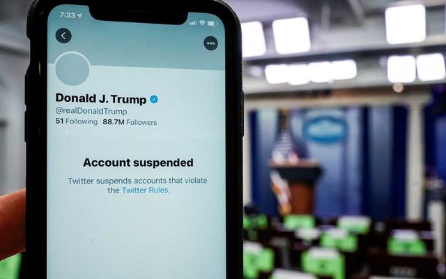 Twitter tiếp tục khóa vĩnh viễn tài khoản chiến dịch của ông Trump