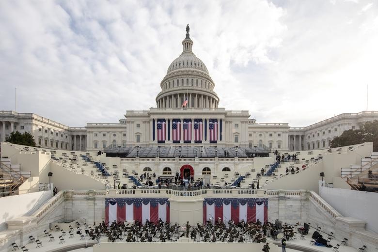 Nước Mỹ “căng thẳng” trước thềm lễ nhậm chức: Washington DC thành “pháo đài”