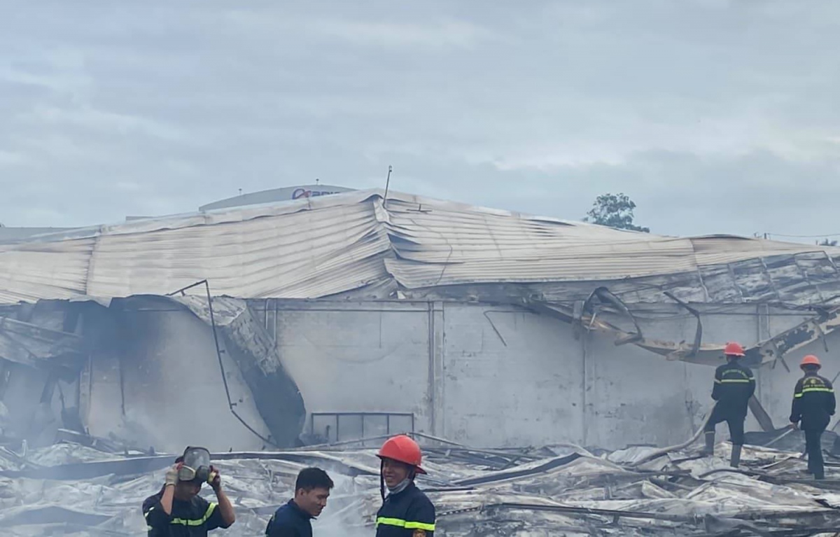 Cháy công ty may tại Bình Định thiệt hại 10 tỷ đồng