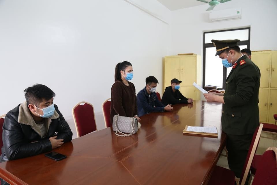 Quảng Ninh xử phạt 100 triệu đồng với 4 công dân không chấp hành quy định phòng chống dịch