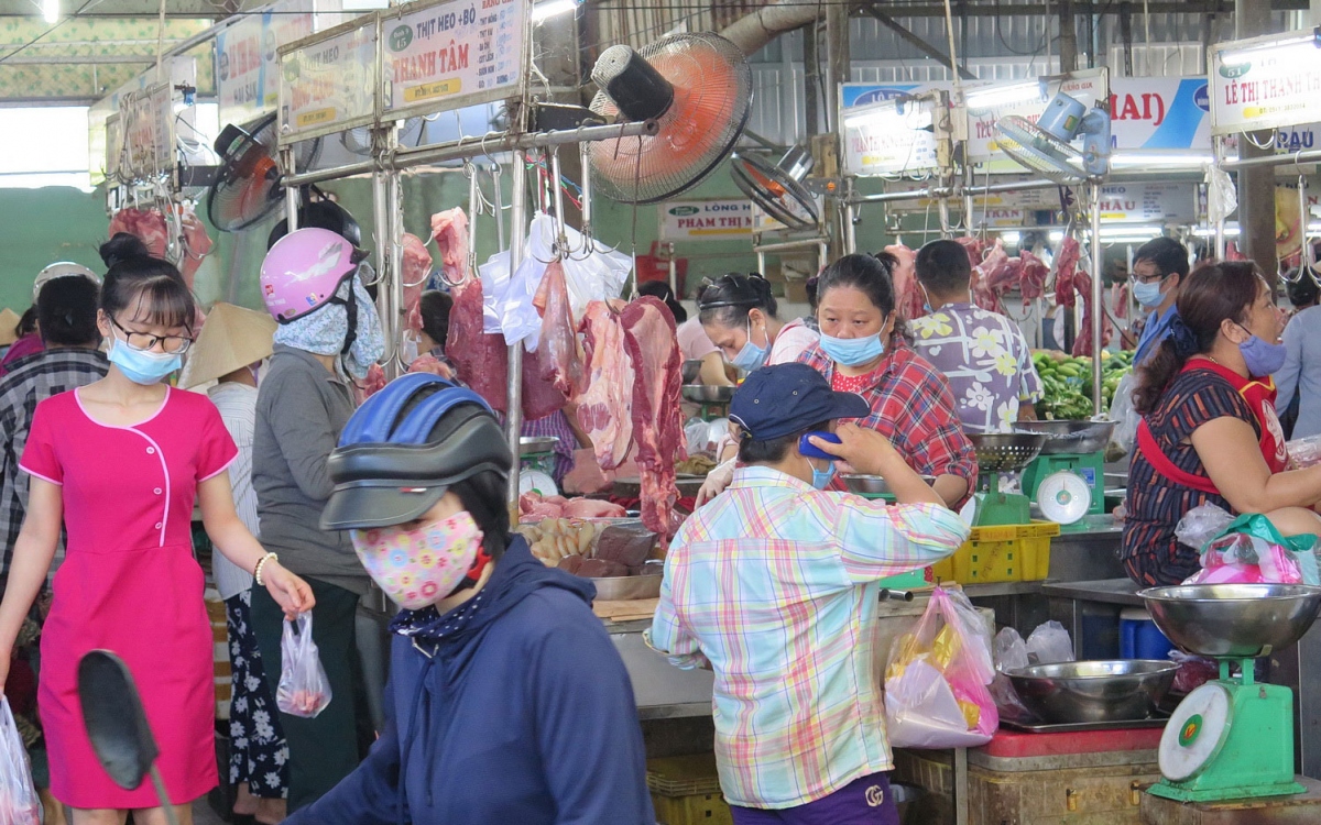 Các chợ, trung tâm thương mại ở Đà Nẵng tăng cường áp dụng “5K” phòng chống COVID-19