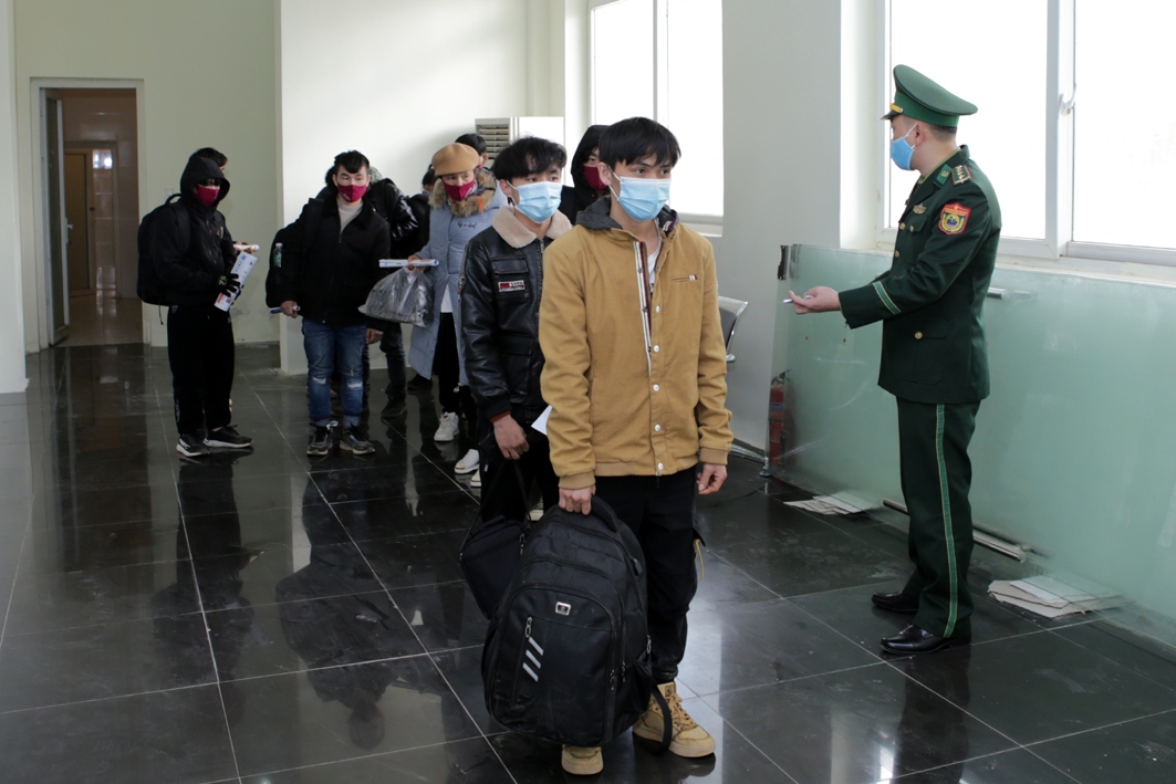 Lai Châu bắt giữ, tiếp nhận 31 người vượt biên trái phép về Việt Nam