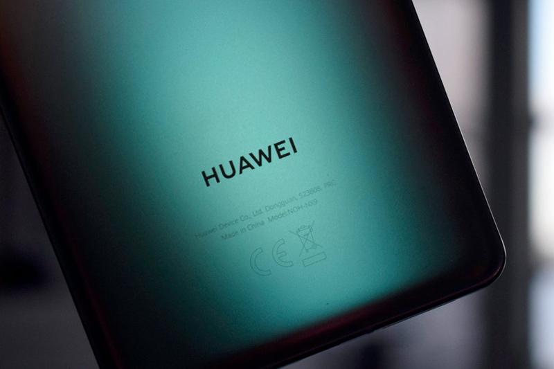 Sản lượng smartphone Huawei sụt giảm mạnh trong năm nay