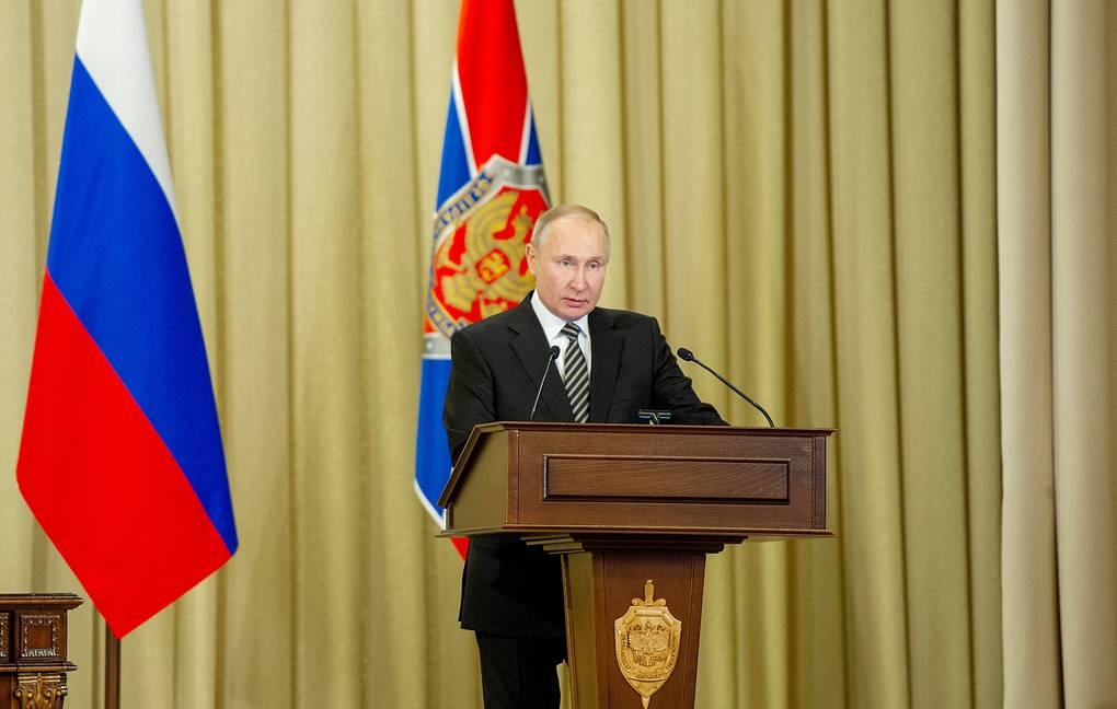 Tổng thống V.Putin tuyên bố: Chính sách kiềm chế Nga là hoàn toàn không có triển vọng