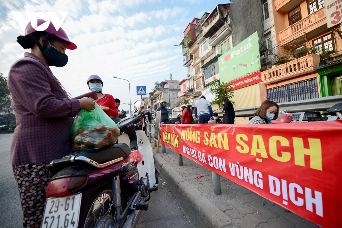 Chính phủ chỉ đạo gỡ khó tiêu thụ hàng hóa cho các địa phương có dịch Covid-19