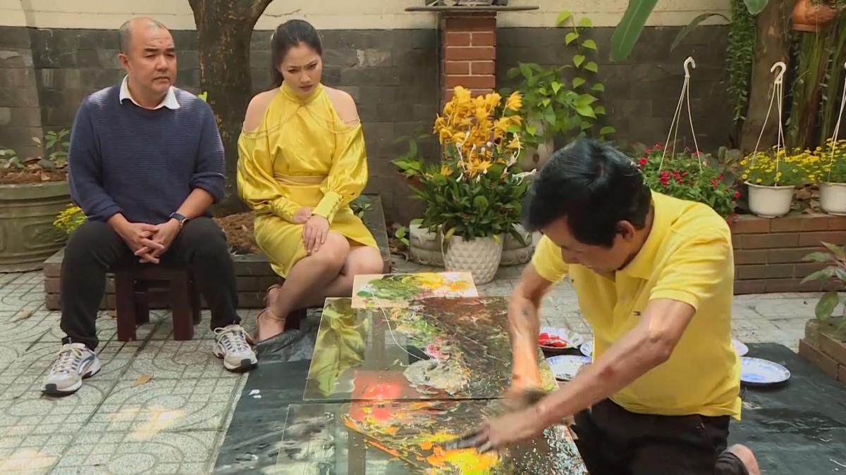 MC Quốc Thuận và Ngọc Lan bất ngờ về cuộc sống của họa sĩ ngoại cảm Đoàn Việt Tiến