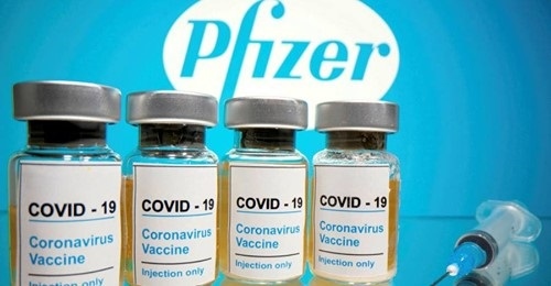 Vaccine Pfizer không gây nguy hiểm đối với người cao tuổi