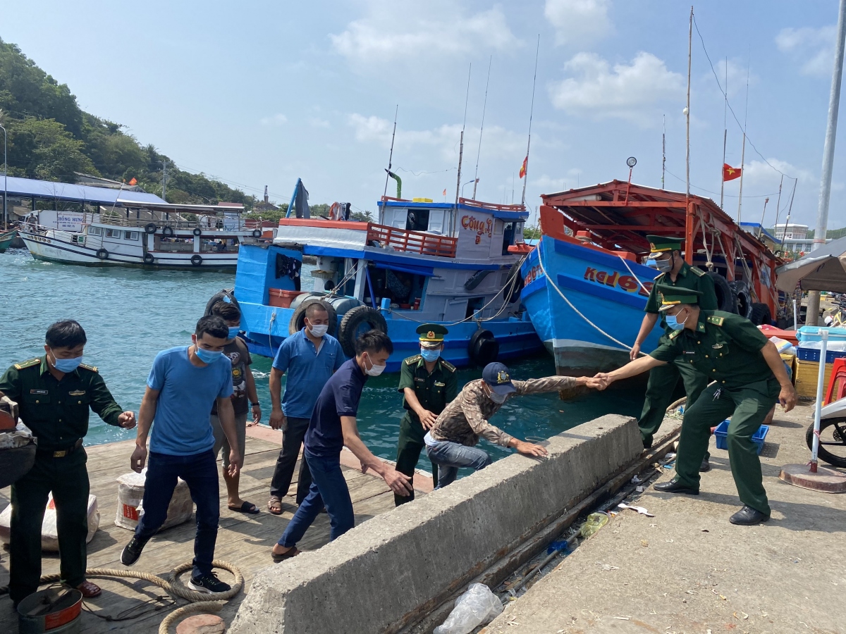 Công an tỉnh Kiên Giang tiếp tục điều tra vụ đưa 23 người qua biên giới trái phép