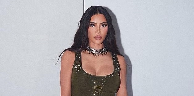 Kim Kardashian gợi cảm trong buổi chụp hình quảng cáo