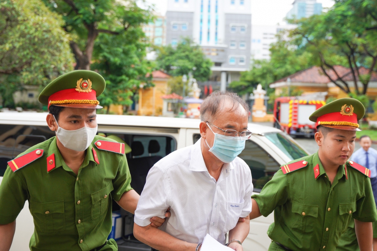 Cựu Phó Chủ tịch UBND TPHCM Nguyễn Thành Tài tiếp tục hầu tòa