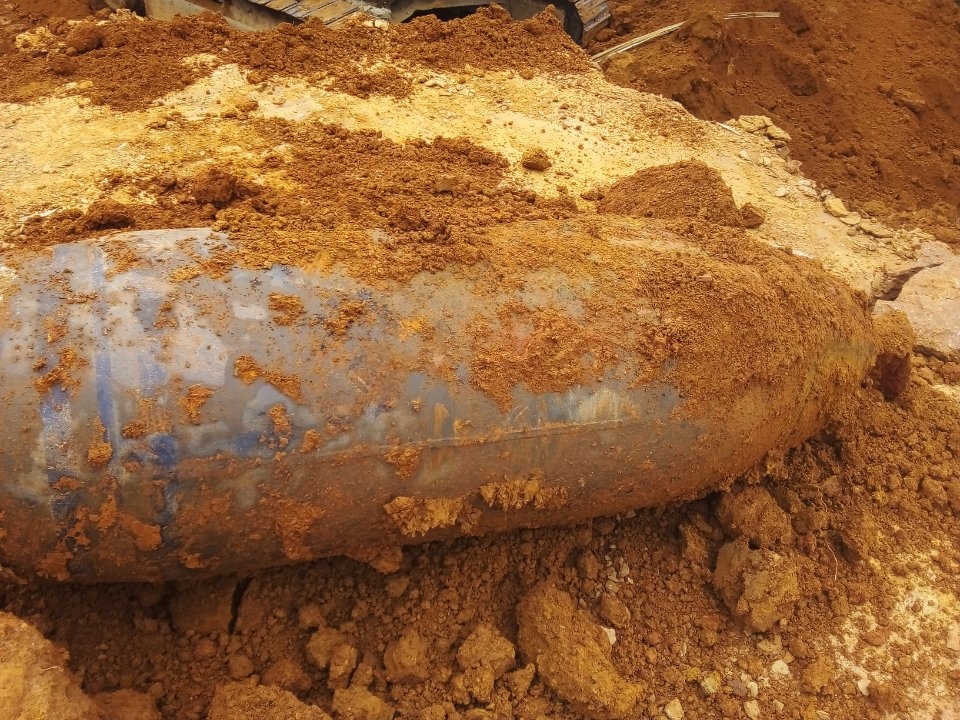 Xử lý 2 quả bom phát hiện ở huyện miền núi Tây Giang, Quảng Nam