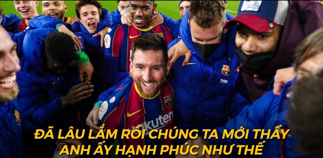 Biếm họa 24h: Lionel Messi tìm lại nụ cười ở Barca