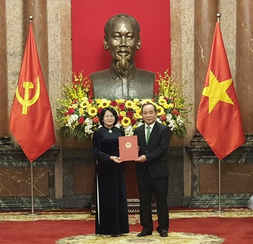 Ông Lê Khánh Hải nhận quyết định giữ chức Chủ nhiệm Văn phòng Chủ tịch nước
