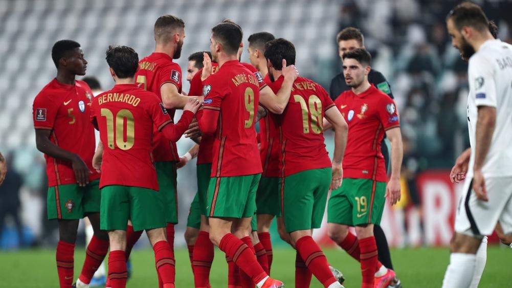 Ronaldo im tiếng, Bồ Đào Nha thắng vất vả Azerbaijan