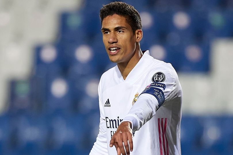 MU rộng cửa chiêu mộ Raphael Varane