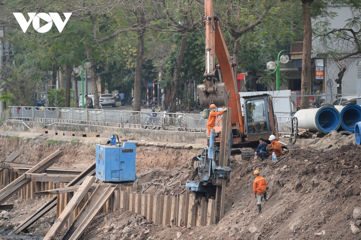 Đề xuất xây 8 trạm bơm dã chiến để cải thiện ô nhiễm sông Nhuệ và sông Tô Lịch