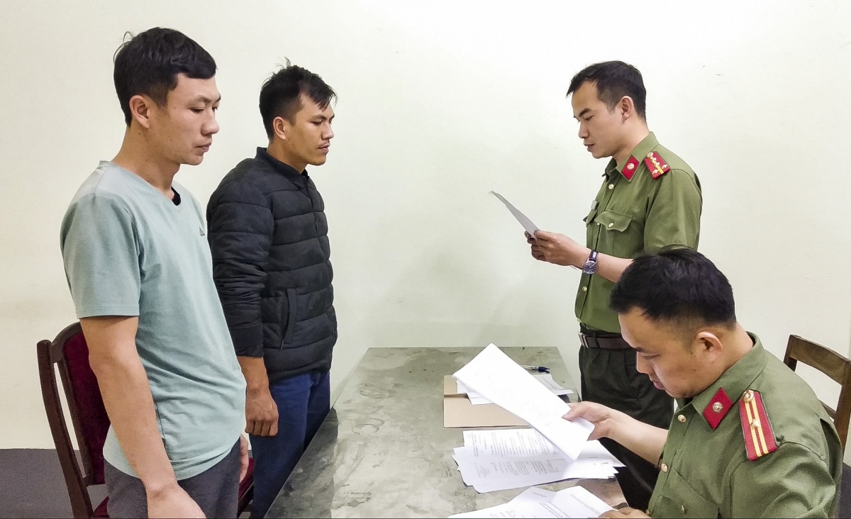 Khởi tố 4 đối tượng tổ chức đưa người xuất cảnh trái phép từ Trung Quốc sang Lào