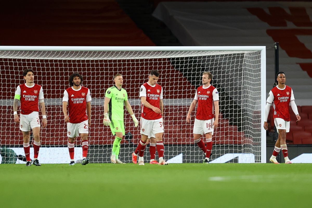 Thủng lưới phút bù giờ, Arsenal đánh rơi chiến thắng trước Slavia Praha