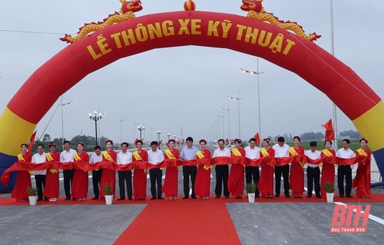 Thanh Hoá thông xe kỹ thuật dự án đường nối Sầm Sơn với Khu kinh tế Nghi Sơn