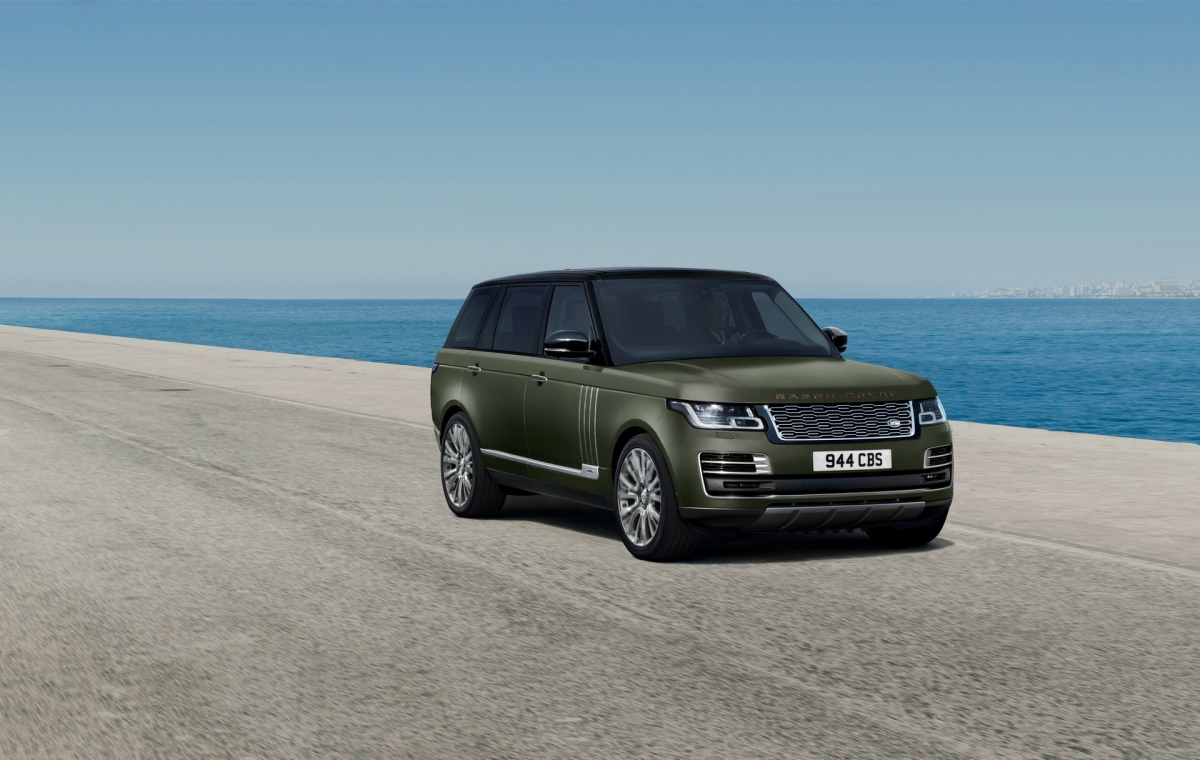 Range Rover SVAutobiography Ultimate Edition 2021 chốt giá từ hơn 200.000 USD