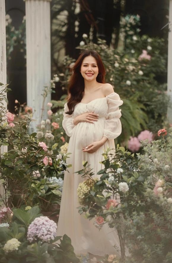 Chuyện showbiz: Diễn viên Phanh Lee "Ghét thì yêu thôi" xác nhận mang thai con đầu lòng