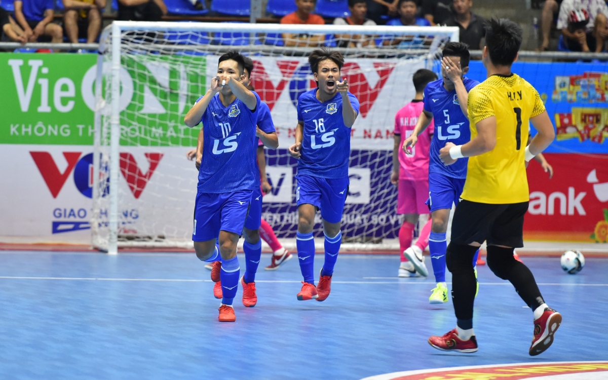 Giải Futsal HDBank VĐQG 2021: Thái Sơn Nam đè bẹp Zetbit Sài Gòn