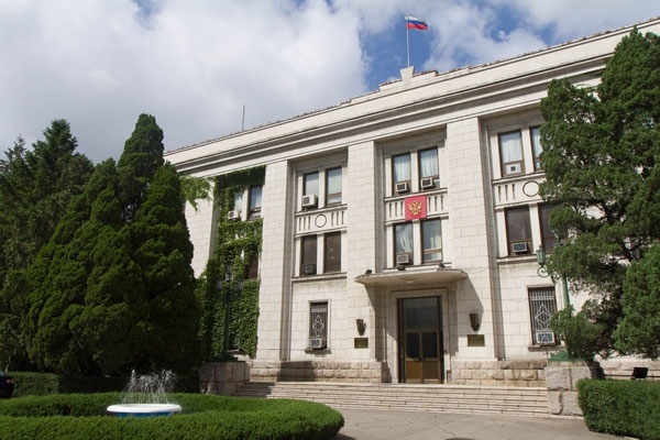 Nga tiếp tục ở lại trong khi nhiều nước đóng cửa Đại sứ quán tại Triều Tiên