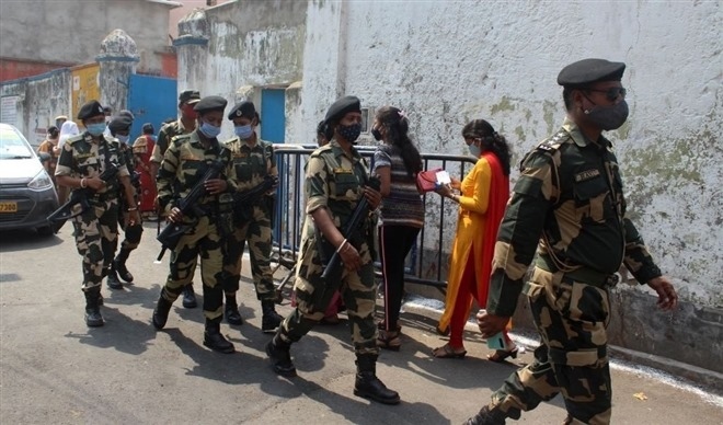 Quân đội Ấn Độ nâng công suất bệnh viện đối phó với đại dịch Covid-19