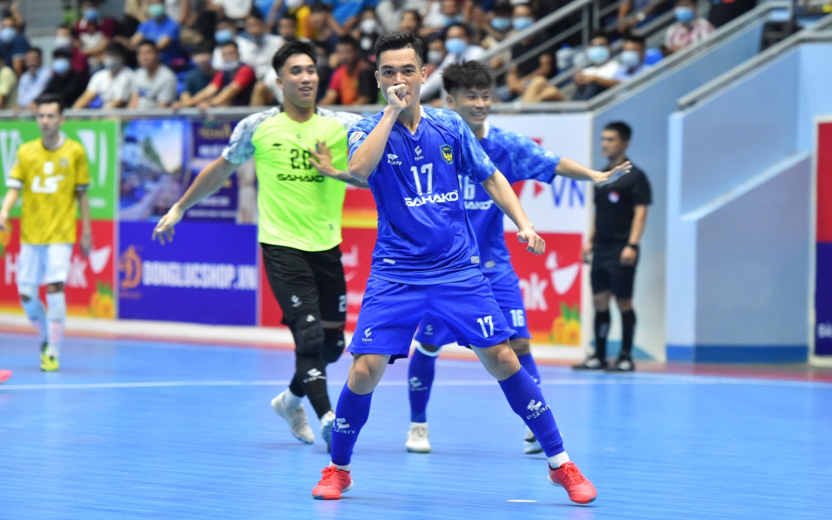 Giải Futsal HDBank VĐQG 2021: Sahako giữ vững ngôi đầu trước "chung kết" lượt đi