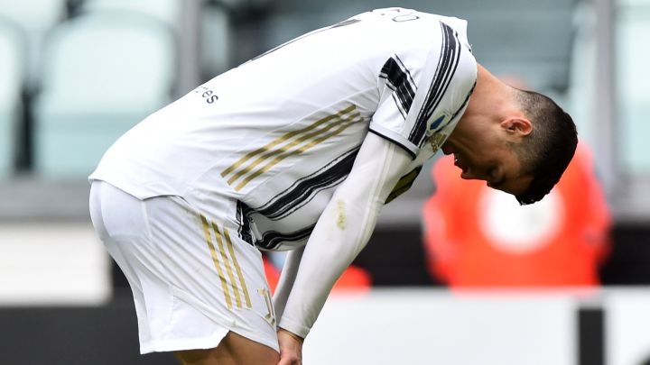 Ronaldo chán nản, muốn rời Juventus ở hè 2021?