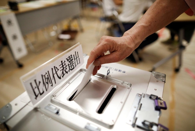 Lý do đảng cầm quyền của Thủ tướng Nhật Bản Suga thất bại trong cuộc bầu cử bổ sung