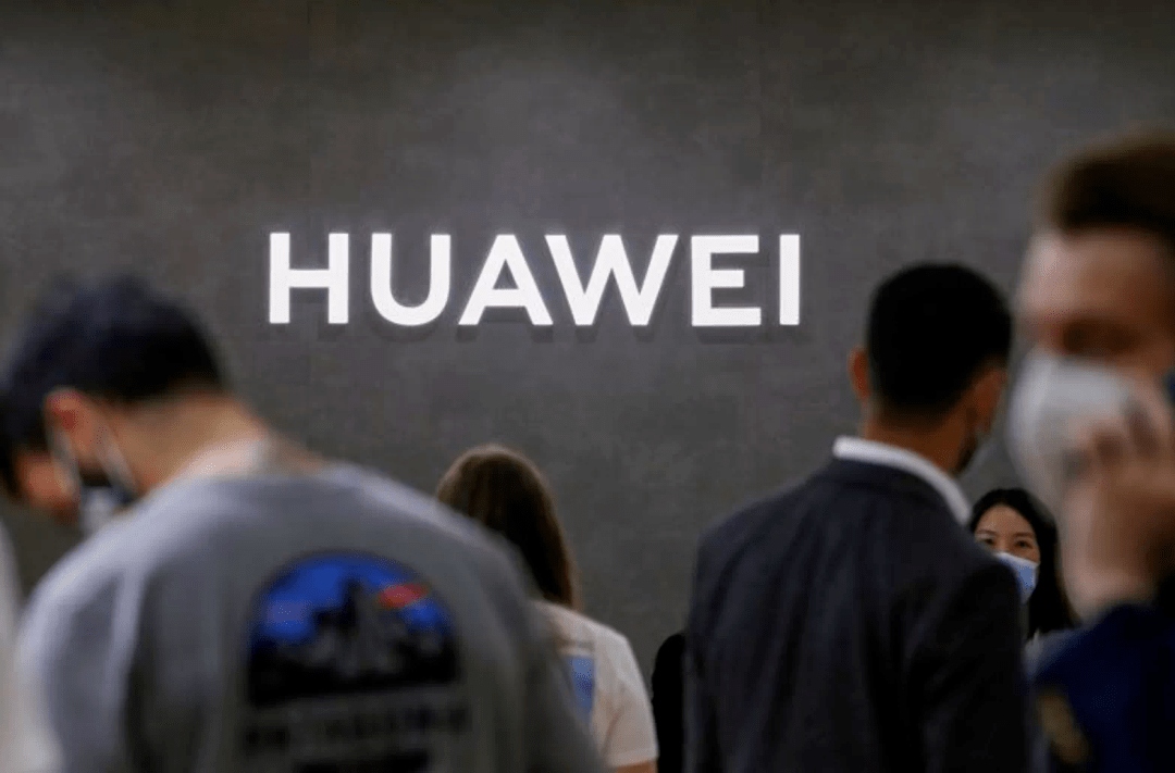 Huawei đang đi theo con đường giống Google