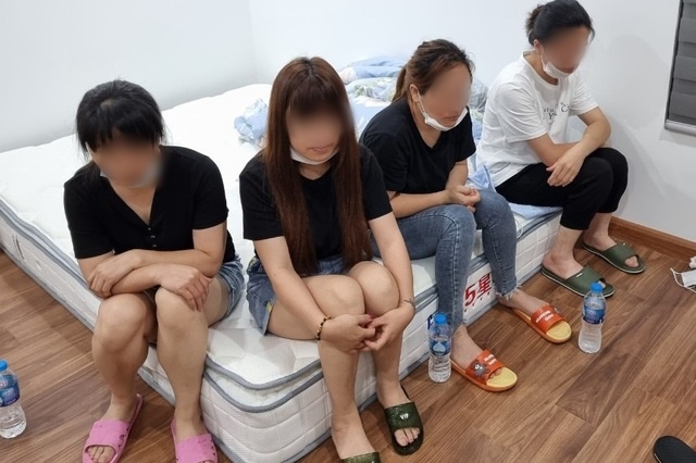 Khởi tố 3 người Trung Quốc tổ chức cho người ở lại Việt Nam trái phép