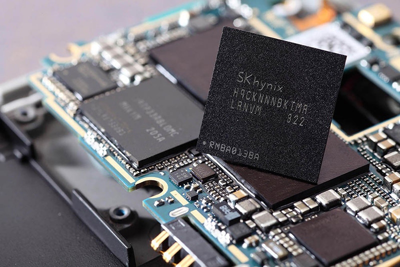 Samsung, Micron, SK Hynix bị cáo buộc thao túng giá chip DRAM