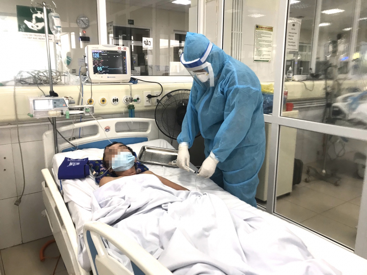 52 bệnh nhân Covid-19 tại BV Bệnh Nhiệt đới Trung ương diễn biến nặng
