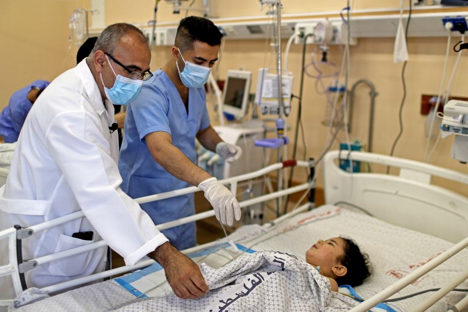 Các bệnh viện tại Dải Gaza đối mặt thách thức kép: Covid-19 và xung đột