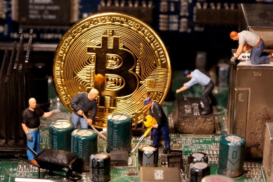 Bitcoin giảm giá chóng mặt và tương lai của tiền số