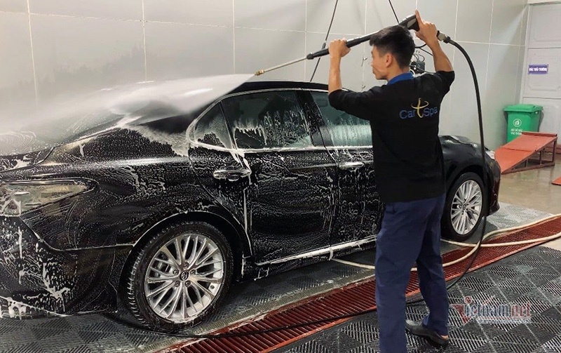 Ô tô bị gỉ sét vì chủ nhân quá chăm rửa xe