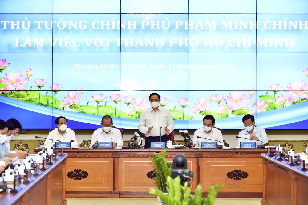 Thủ tướng yêu cầu giải quyết những vấn đề trọng tâm, cấp bách của TP.HCM